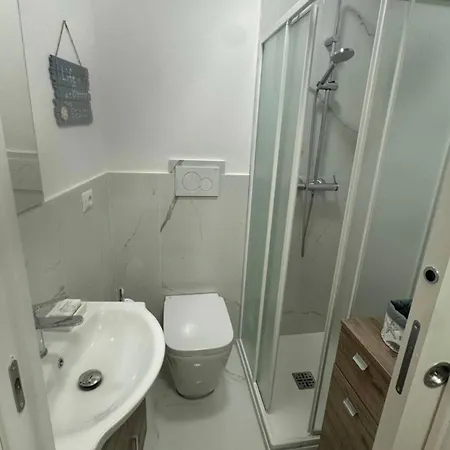 アパート A Due Passi Dal Mare カモーリ